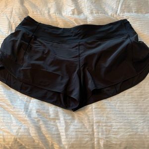 Lululemon shorts size 14